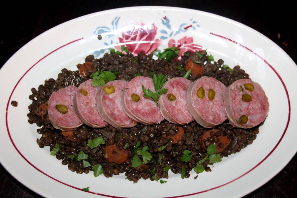 Le Saucisson Pistaché de Lyon aux lentilles